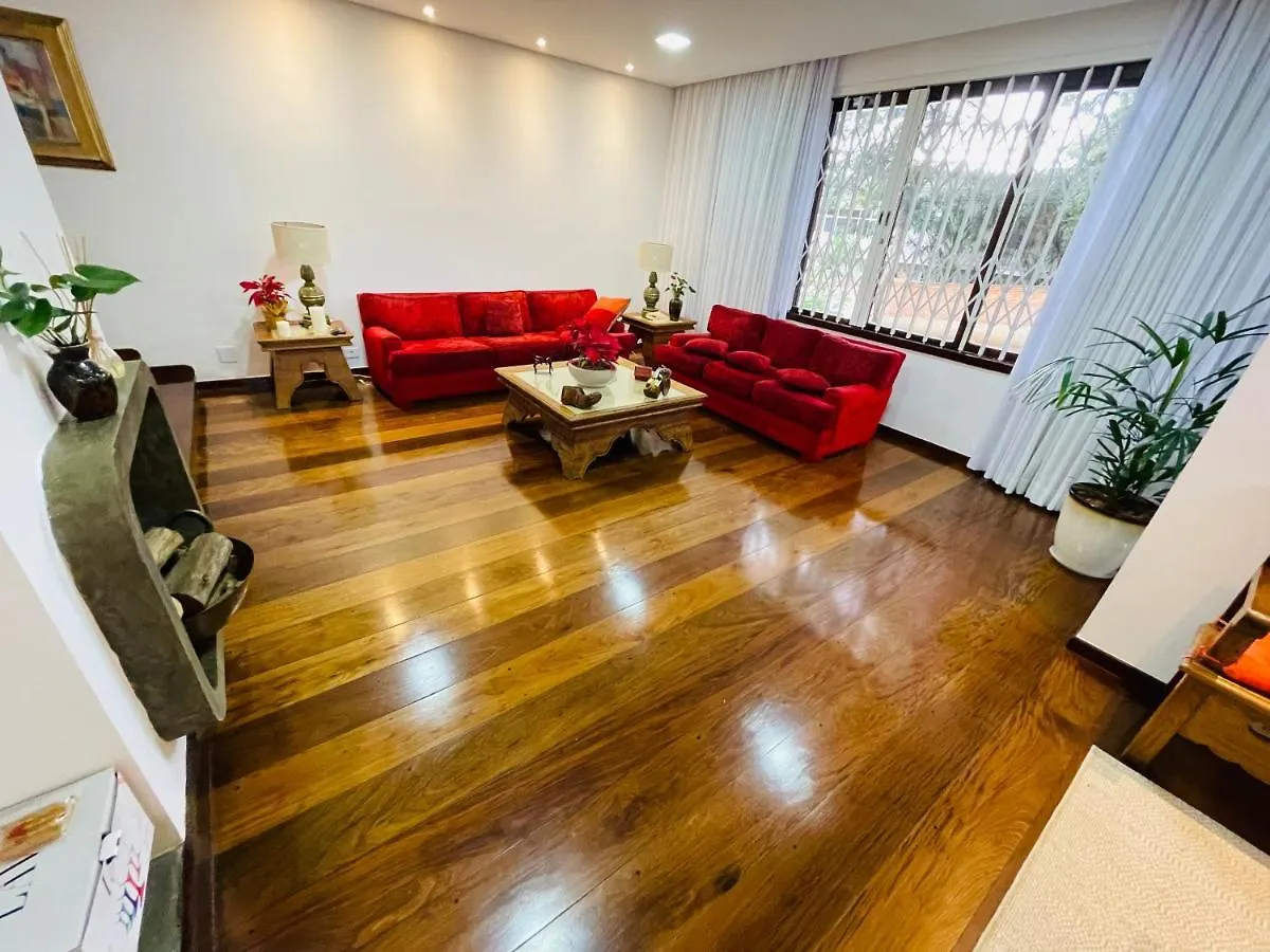 A Casa Que Hospeda Apartamento São Paulo Quarto em Acomodações Particulares