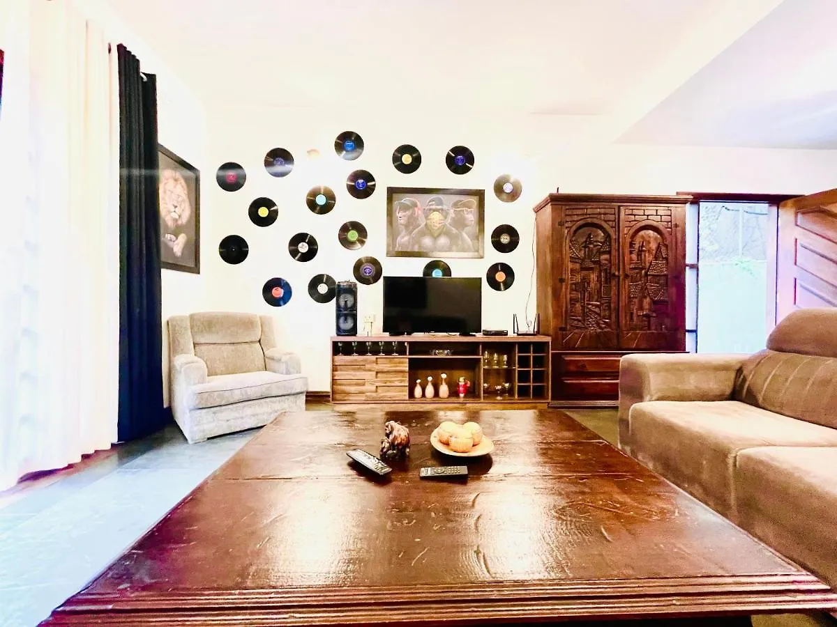 A Casa Que Hospeda Apartamento São Paulo 0*,